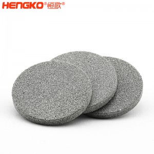 恒歌供應(yīng)生產(chǎn)環(huán)保業(yè)中低溫氣體油氣除塵用粉末燒結(jié)不銹鋼過(guò)濾片